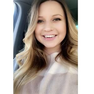 Meet your Posher, Michaela